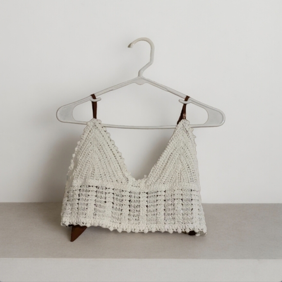 Sweet Shein Crochet Halter Top with Floral Back (Size XS) - Picture 1 of 12